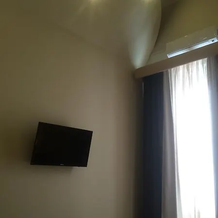 Alexander House *